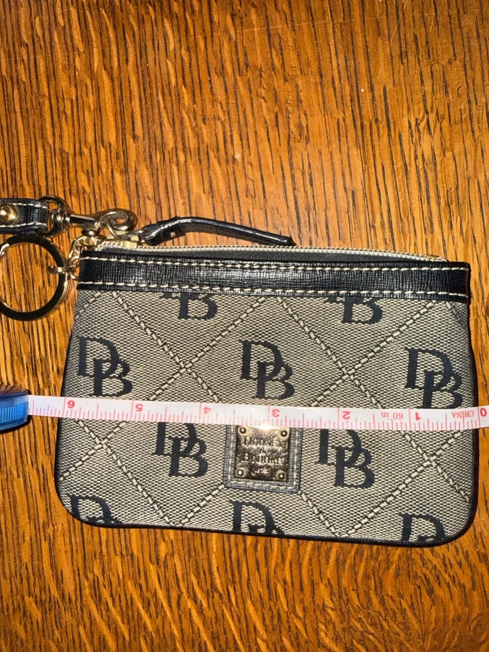 Dooney & Bourke Black Grey Logo Wristlet Signature Leather Strap Vintage Y2K